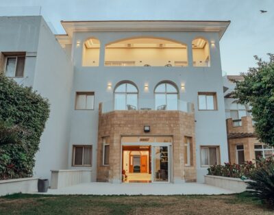 Villa Onyx I 4 Bedroom Golf view with Pool, Sauna & Gym